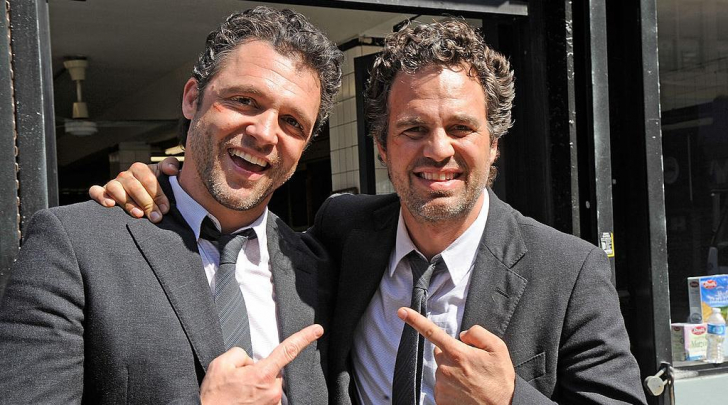 40 celebridades de Hollywood junto a sus dobles de acción